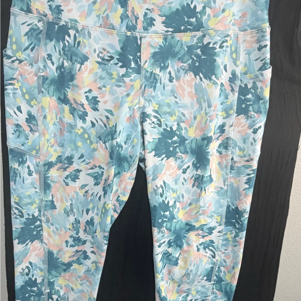 GAIAM women’s leggings